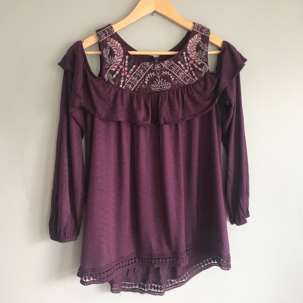 Knox Rose Plum off the shoulder shirt